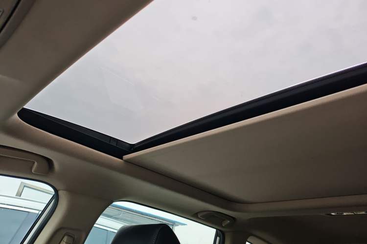 Used Honda CR-V 2021 240TURBO CVT 2WD Comfort Version Headliner