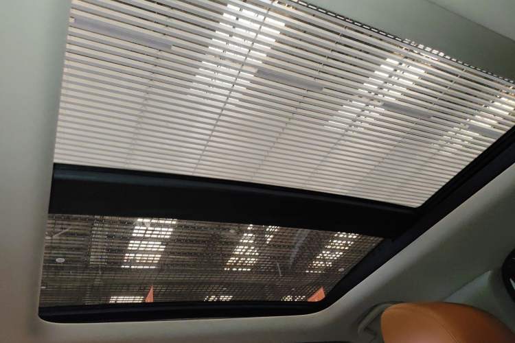 Used Honda CR-V 2021 240TURBO CVT 2WD Comfort Version Headliner