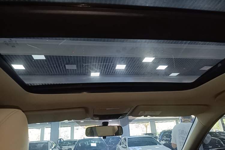 Used Honda CR-V 2021 240TURBO CVT 2WD Comfort Version Headliner
