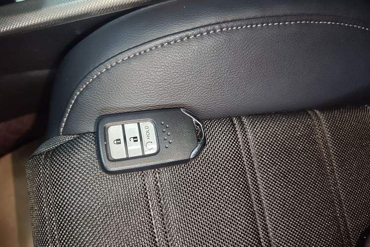 Used Honda CR-V 2021 240TURBO CVT Two-Wheel Drive Urban Edition Interior 1