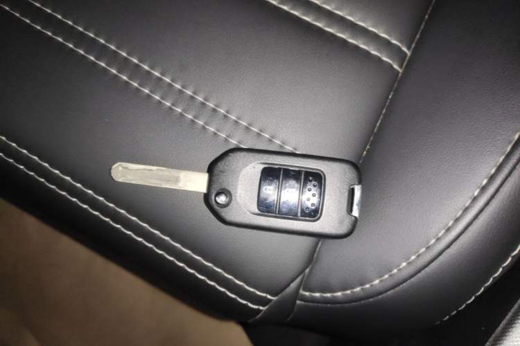 Used Honda CR-V 2021 240TURBO CVT 2WD Comfort Version Interior 1