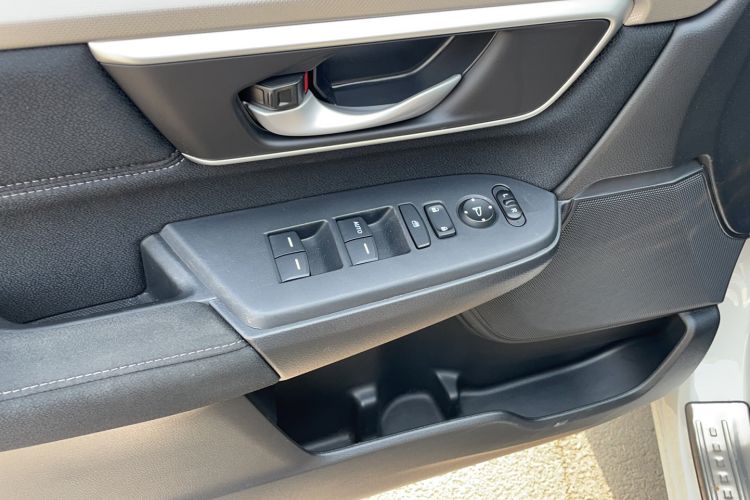 Used Honda CR-V 2021 Rui Hybrid 2.0L 2WD Pure Speed Edition Interior 1