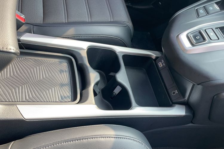 Used Honda CR-V 2021 Rui Hybrid 2.0L 2WD Pure Speed Edition Interior 10