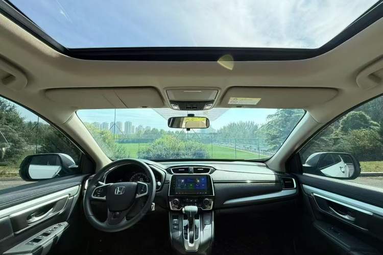 Used Honda CR-V 2021 240TURBO CVT 2WD Comfort Version Interior 2