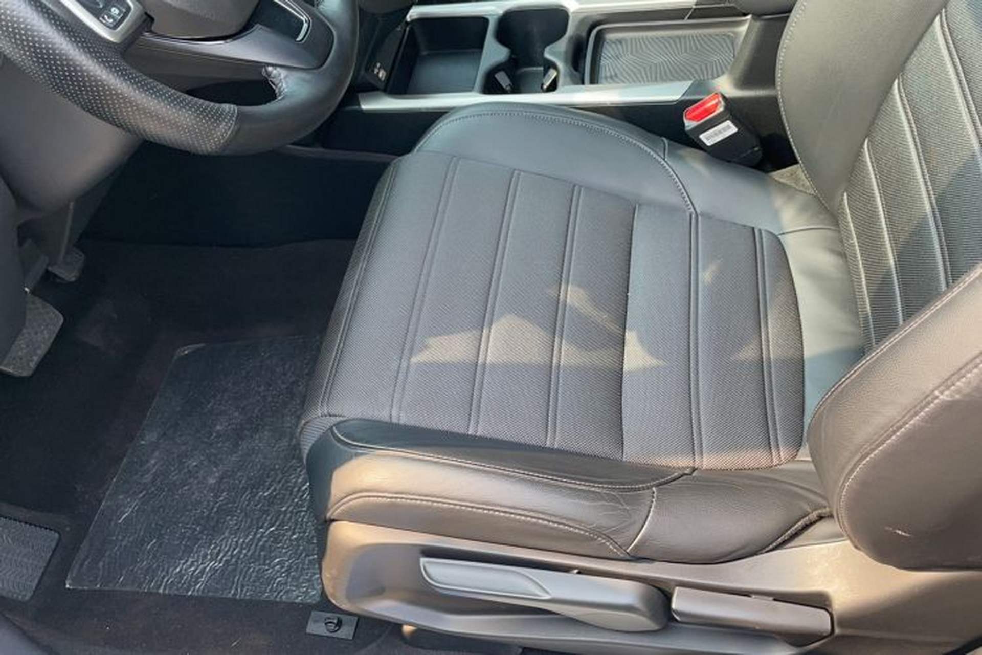 Used Honda CR-V 2021 Rui Hybrid 2.0L 2WD Pure Speed Edition Interior 2