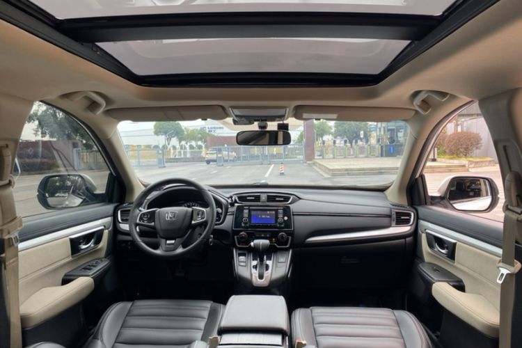 Used Honda CR-V 2021 240TURBO CVT 2WD Comfort Version Interior 2