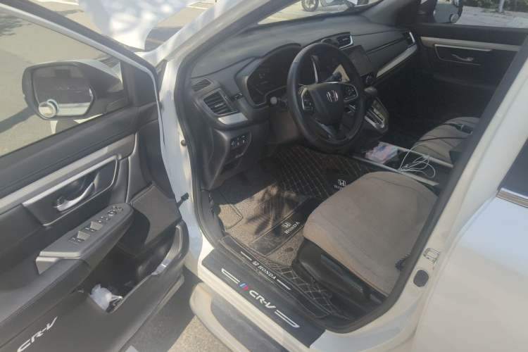 Used Honda CR-V 2021 240TURBO CVT Two-Wheel Drive Urban Edition Interior 3