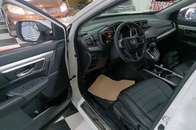 Used Honda CR-V 2021 240TURBO CVT Two-Wheel Drive Urban Edition Interior 3