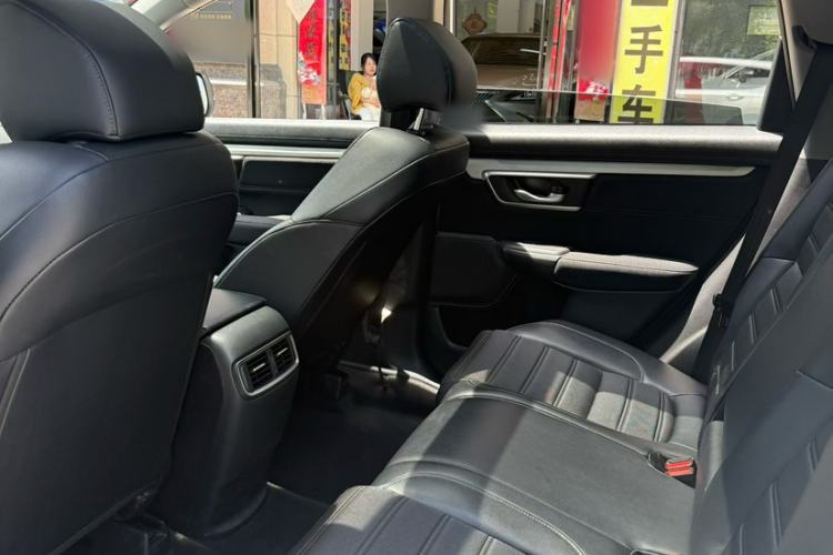 Used Honda CR-V 2021 240TURBO CVT Two-Wheel Drive Urban Edition Interior 3