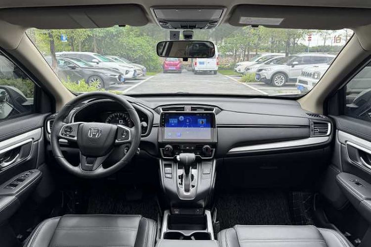 Used Honda CR-V 2021 240TURBO CVT 2WD Comfort Version Interior 4