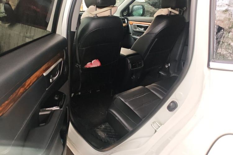 Used Honda CR-V 2021 240TURBO CVT 2WD Fashion Edition Interior 4
