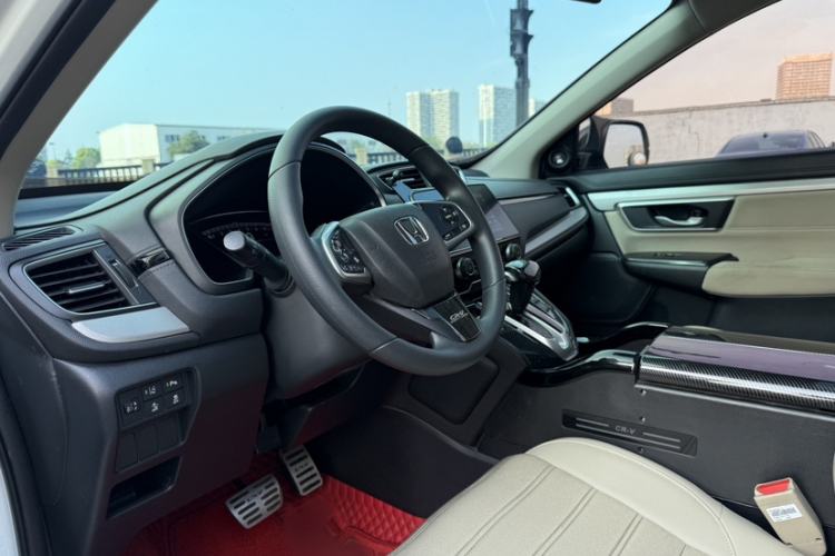 Used Honda CR-V 2021 240TURBO CVT Two-Wheel Drive Urban Edition Interior 4