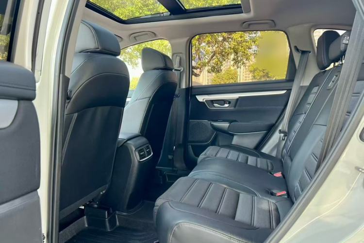 Used Honda CR-V 2021 240TURBO CVT Two-Wheel Drive Urban Edition Interior 4