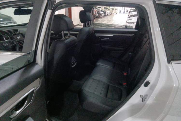 Used Honda CR-V 2021 240TURBO CVT Two-Wheel Drive Urban Edition Interior 4