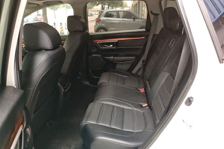 Used Honda CR-V 2021 240TURBO CVT 2WD Fashion Edition Interior 4