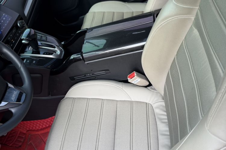 Used Honda CR-V 2021 240TURBO CVT Two-Wheel Drive Urban Edition Interior 5