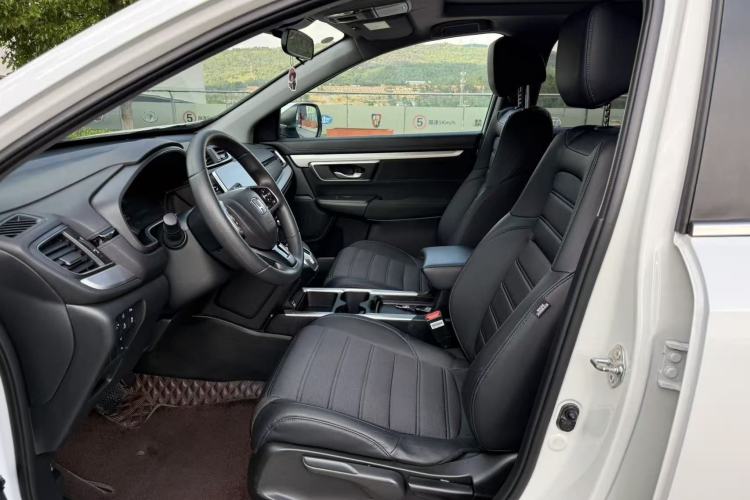 Used Honda CR-V 2021 240TURBO CVT Two-Wheel Drive Urban Edition Interior 5