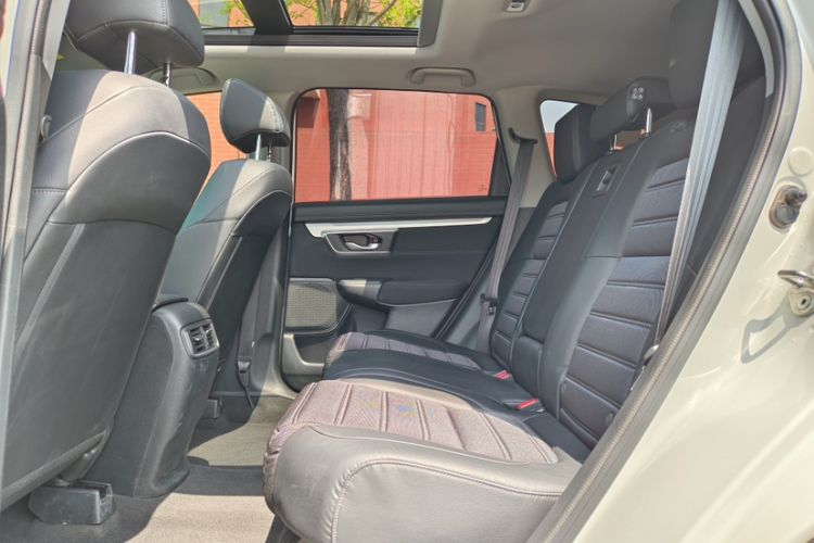 Used Honda CR-V 2021 240TURBO CVT Two-Wheel Drive Urban Edition Interior 5