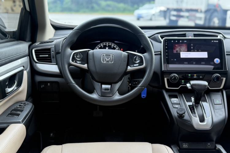 Used Honda CR-V 2021 240TURBO CVT 2WD Comfort Version Interior 5