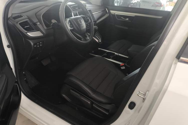Used Honda CR-V 2021 240TURBO CVT Two-Wheel Drive Urban Edition Interior 6