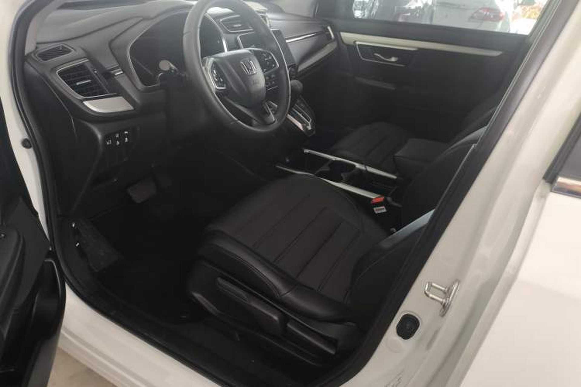 Used Honda CR-V 2021 240TURBO CVT Two-Wheel Drive Urban Edition Interior 6