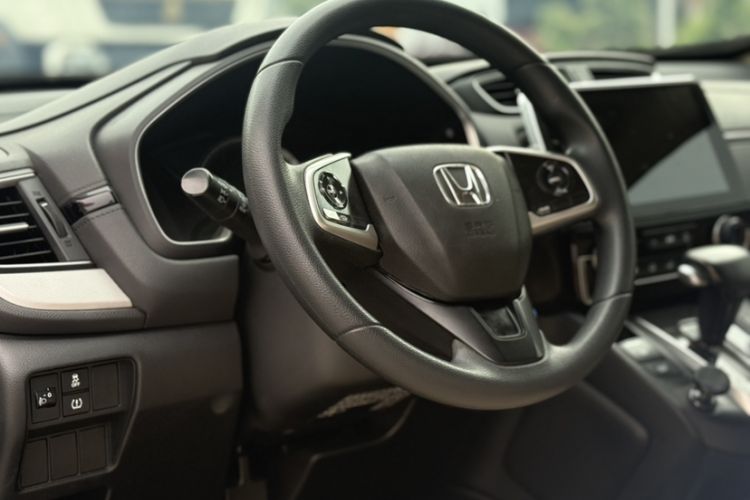 Used Honda CR-V 2021 240TURBO CVT 2WD Comfort Version Interior 6