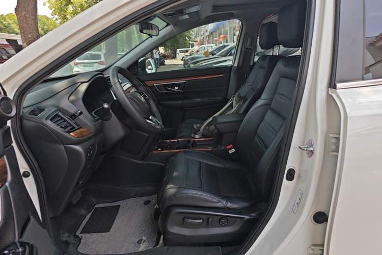 Used Honda CR-V 2021 240TURBO CVT 2WD Fashion Edition Left Front Seat