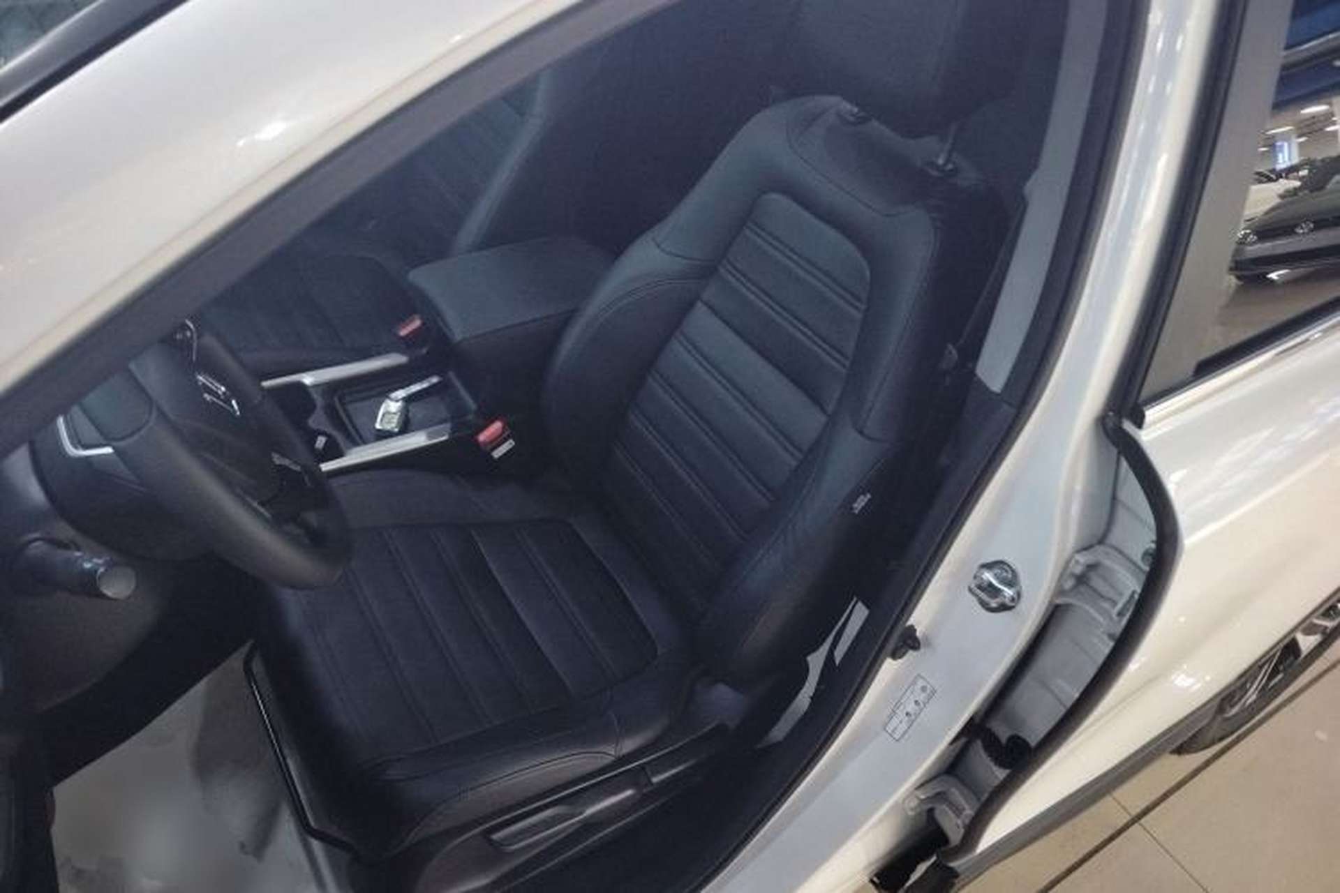 Used Honda CR-V 2021 240TURBO CVT Two-Wheel Drive Urban Edition Left Front Seat