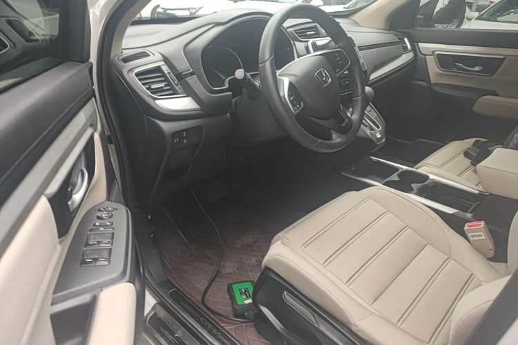 Used Honda CR-V 2021 240TURBO CVT 2WD Comfort Version Left Front Seat