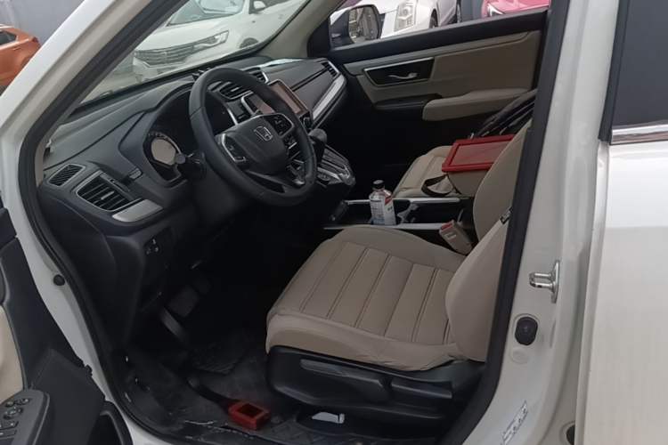 Used Honda CR-V 2021 240TURBO CVT 2WD Comfort Version Left Front Seat