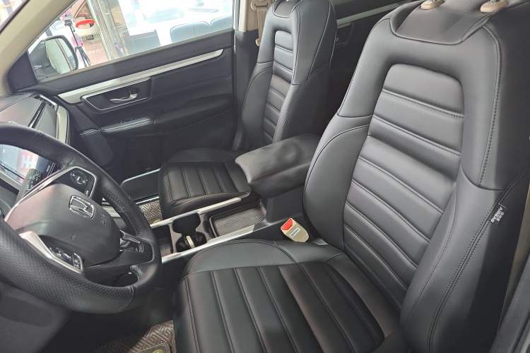 Used Honda CR-V 2021 240TURBO CVT 2WD Comfort Version Left Front Seat