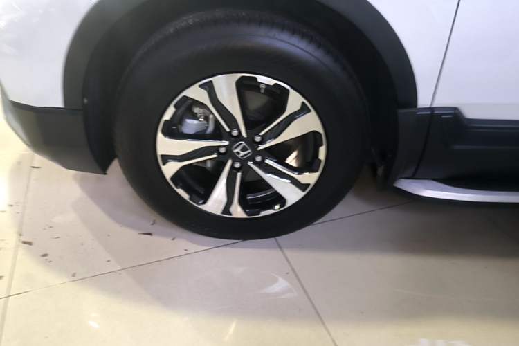 Used Honda CR-V 2021 240TURBO CVT 2WD Comfort Version Left Front Wheel Hub