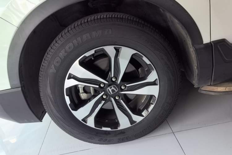 Used Honda CR-V 2021 240TURBO CVT 2WD Comfort Version Left Front Wheel Hub