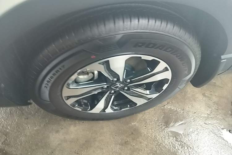 Used Honda CR-V 2021 240TURBO CVT 2WD Fashion Edition Left Front Wheel Hub