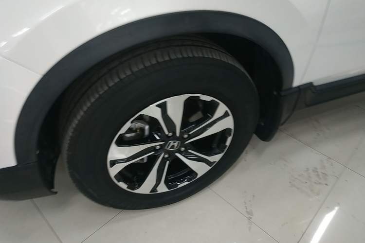 Used Honda CR-V 2021 240TURBO CVT 2WD Comfort Version Left Front Wheel Hub