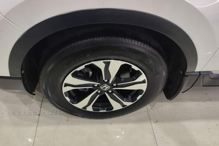 Used Honda CR-V 2021 240TURBO CVT 2WD Comfort Version Left Front Wheel Hub