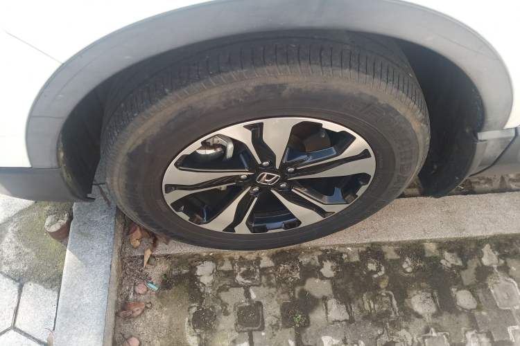 Used Honda CR-V 2021 240TURBO CVT 2WD Comfort Version Left Front Wheel Hub