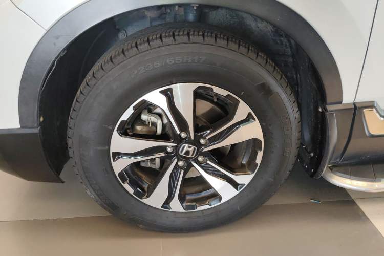 Used Honda CR-V 2021 240TURBO CVT 2WD Comfort Version Left Front Wheel Hub