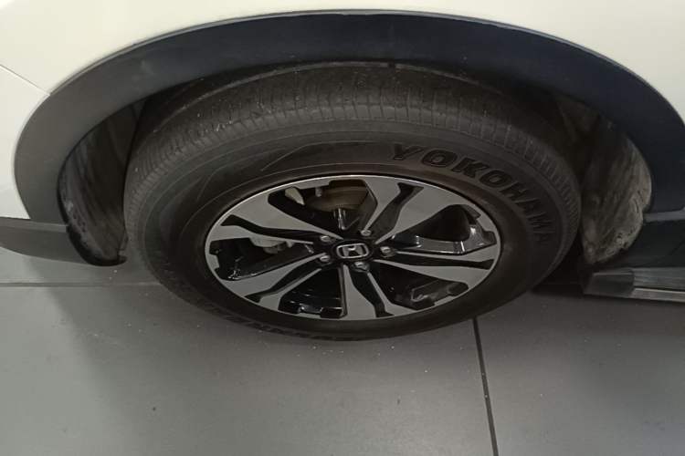 Used Honda CR-V 2021 240TURBO CVT 2WD Comfort Version Left Front Wheel Hub