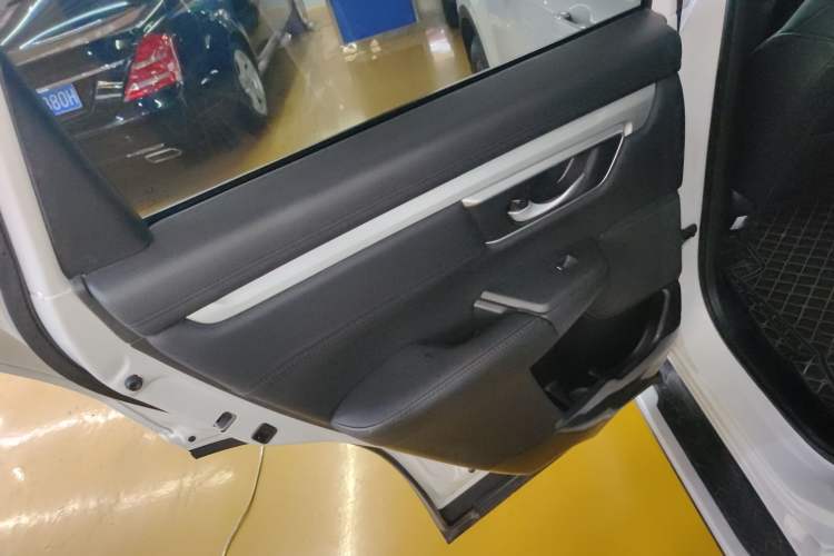 Used Honda CR-V 2021 Rui Hybrid 2.0L 2WD Pure Speed Edition Left Rear Door Interior