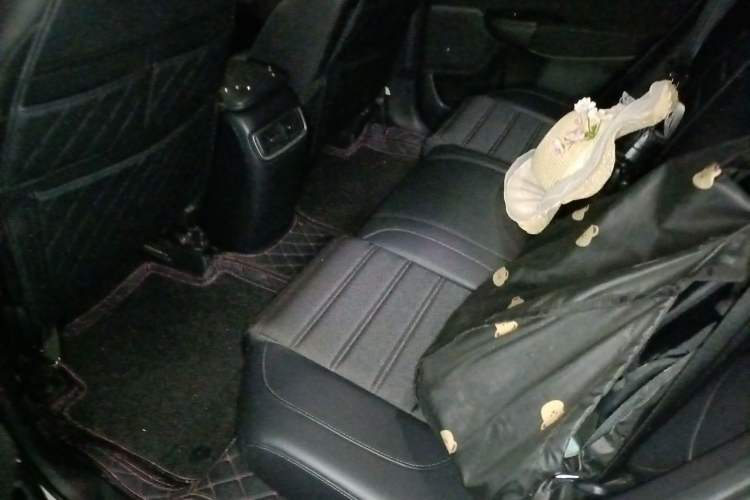Used Honda CR-V 2021 240TURBO CVT Two-Wheel Drive Urban Edition Left Rear Seat