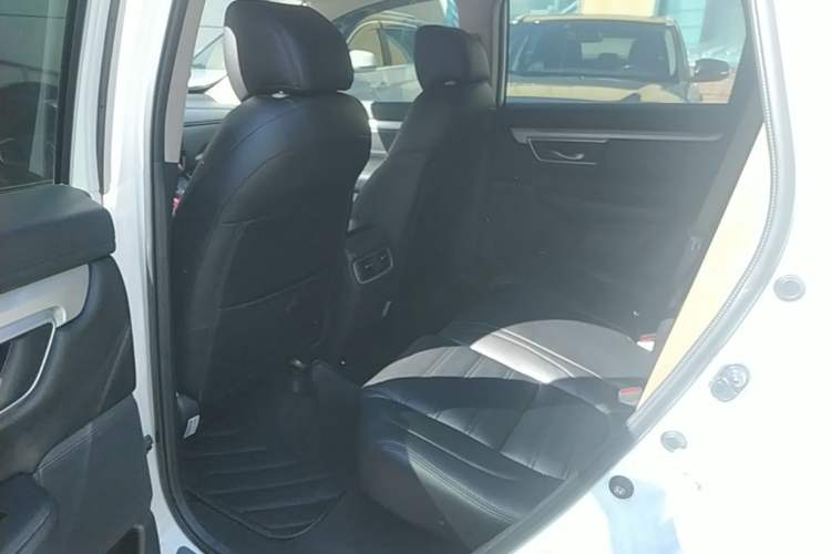 Used Honda CR-V 2021 240TURBO CVT 2WD Comfort Version Left Rear Seat
