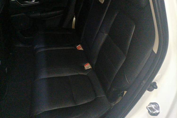 Used Honda CR-V 2021 240TURBO CVT 2WD Comfort Version Left Rear Seat