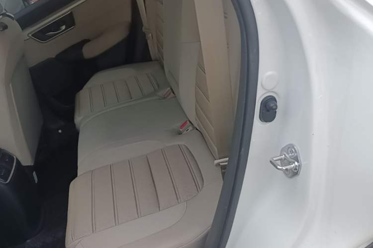 Used Honda CR-V 2021 240TURBO CVT 2WD Comfort Version Left Rear Seat