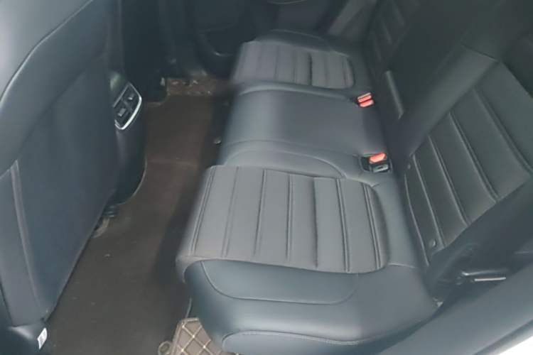 Used Honda CR-V 2021 240TURBO CVT Two-Wheel Drive Urban Edition Left Rear Seat