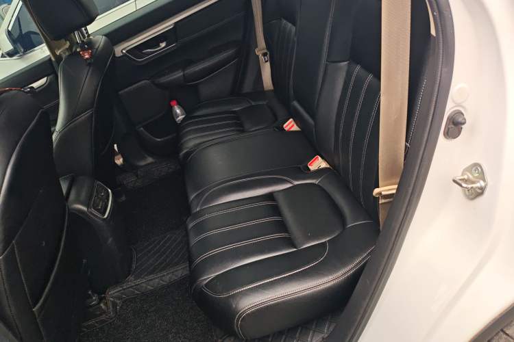 Used Honda CR-V 2021 240TURBO CVT 2WD Comfort Version Left Rear Seat