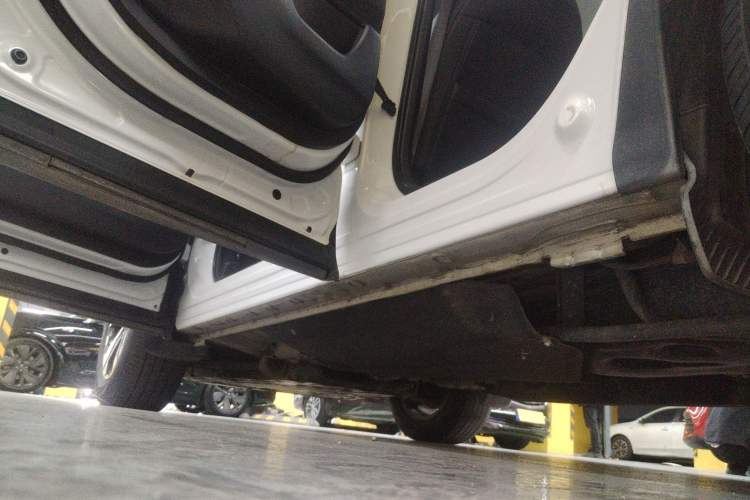 Used Honda CR-V 2021 240TURBO CVT 2WD Fashion Edition Left Side Sill