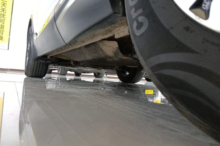 Used Honda CR-V 2021 240TURBO CVT 2WD Comfort Version Left Side Sill