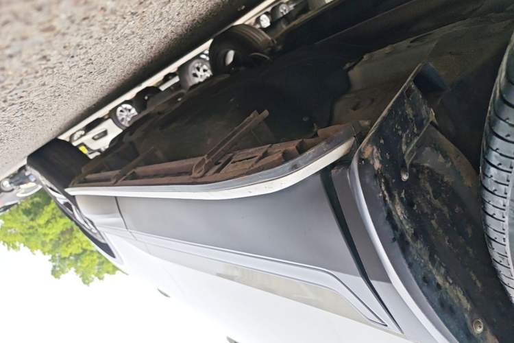 Used Honda CR-V 2021 240TURBO CVT Two-Wheel Drive Urban Edition Left Side Sill