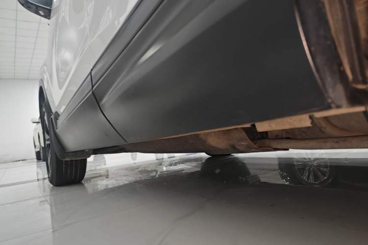 Used Honda CR-V 2021 240TURBO CVT 2WD Comfort Version Left Side Sill